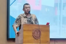 Guru Besar UNJ: Gelar...