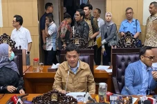DPR Sahkan RKUHAP Jadi...