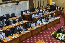 846 Rumah Sakit Pemerintah...