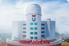 Telkom University Buka...