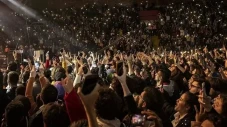 Konser AC/DC Guncang...