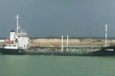 Iran Sita Kapal Tanker...