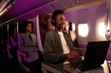 Qatar Airways Tetapkan...