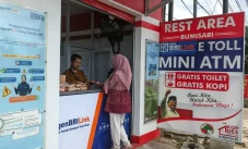 Manfaatkan Lokasi Strategis,...
