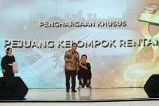 Sultan: Penghargaan...
