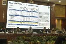 Penerimaan Pajak Seret...