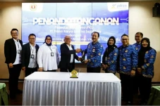 Sinergi dengan Pemerintah,...