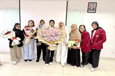 Bantah Rumah Tangganya...