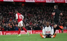 Hasil Lengkap Liga Inggris:...