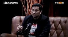 Polemik Ijazah Jokowi,...