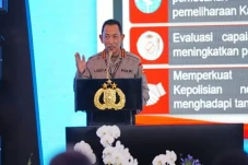Kapolri Ubah Doktrin...