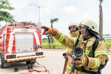 Lindungi Seluruh Tenaga...