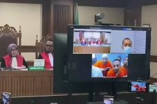 Eksepsi Ditolak, Ammar...