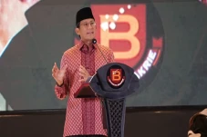 Wisuda Universitas Bakrie...