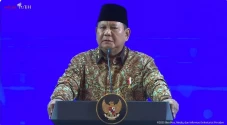 Prabowo Sambut Tamu...