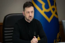 Zelensky Ogah Serahkan...