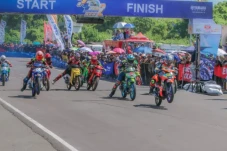 Seri Pemungkas Yamaha...