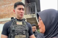 Verrell Bramasta Turun...