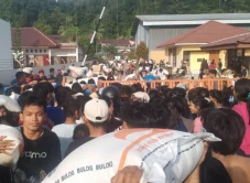 Gudang di Sibolga Dijarah...