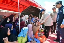 Penyakit Ancam Pengungsi,...