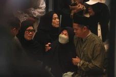 Keluarga Tak Penuhi...