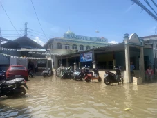 11 RT di Kawasan Dermaga...