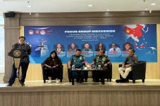 China dan Jepang Makin...