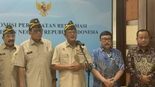 Purnawirawan Polri Usul...