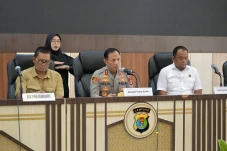 Kemenhut dan Polda Lampung...
