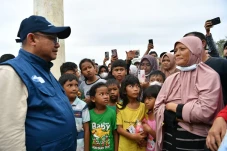 Bencana Sumatera, Mendikdasmen...