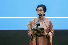 Pensiun Jadi Menkeu,...