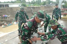 Proyek Jembatan Bailey...
