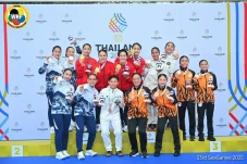 Karateka Lemkari Sumbangkan...