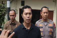 Polisi Tangkap 2 Debt...