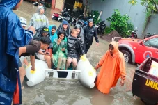Banjir Terjang Dua Wilayah...