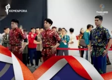 Medali Emas ke-46 Diraih...