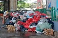 Tangsel Darurat Sampah,...