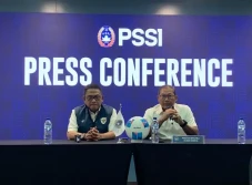 Resmi, Sumardji Mundur...