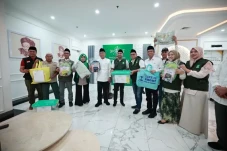 Bantu Penyintas Banjir...