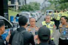 Polda Sumbar Terima...
