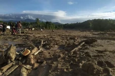 BI: Dampak Bencana Sumatera...