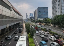 Bank Dunia Pangkas Proyeksi...