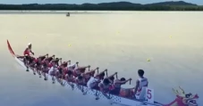 Perahu Naga Rebut Medali...