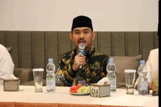 Bupati Bekasi Ade Kuswara...