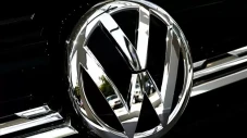 Volkswagen Tutup Pabrik...