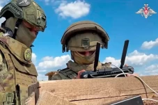 Mengapa Operator Drone...