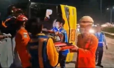 Kecelakaan Maut Bus...