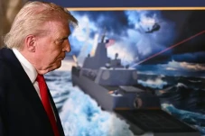 Trump Umumkan AS Bikin...