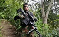 Thailand Dibombardir...