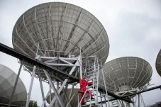 Satelit Merah Putih...
